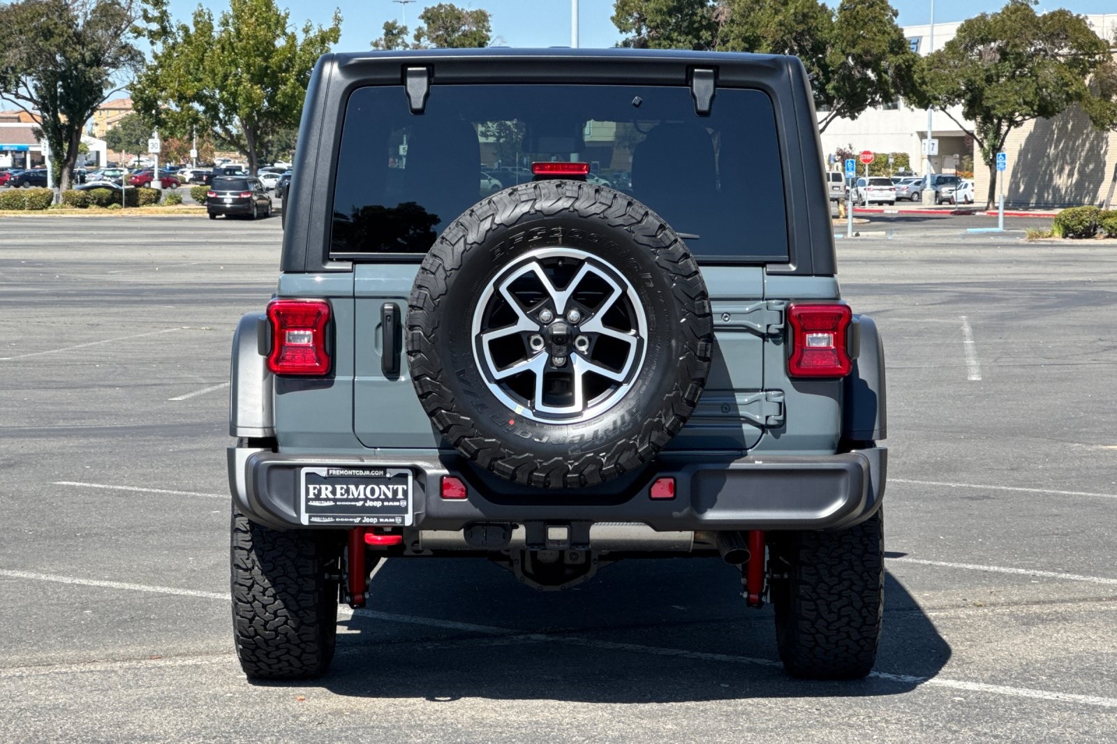 2025 Jeep Wrangler Rubicon photo 4