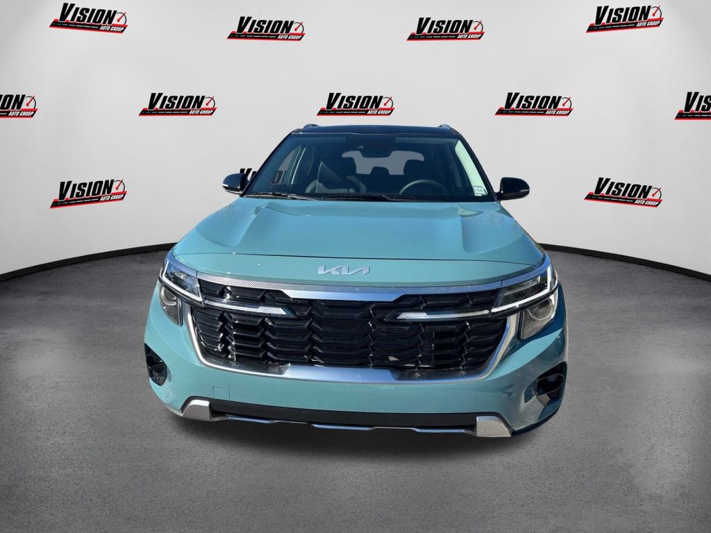 2026 Kia Seltos S photo 2