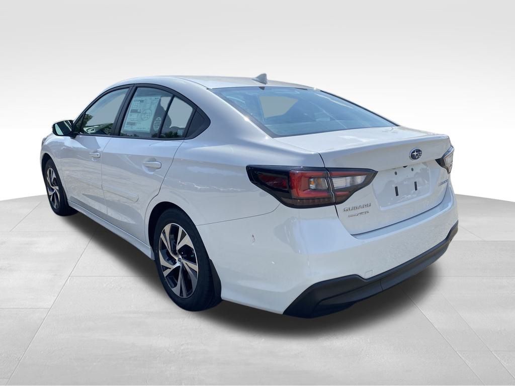 2025 Subaru Legacy Premium photo 4