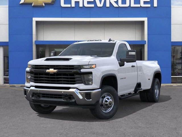 2026 Chevrolet Silverado 3500HD photo 5