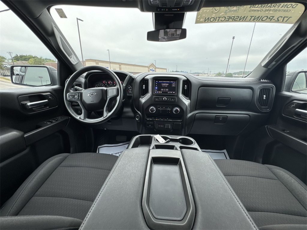 2024 Chevrolet Silverado 1500 Custom photo 9
