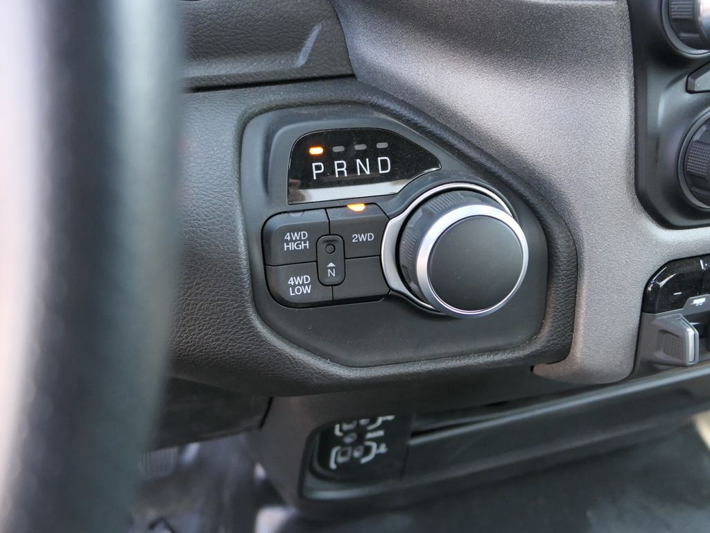 2024 Ram 3500 Tradesman SLT photo 17