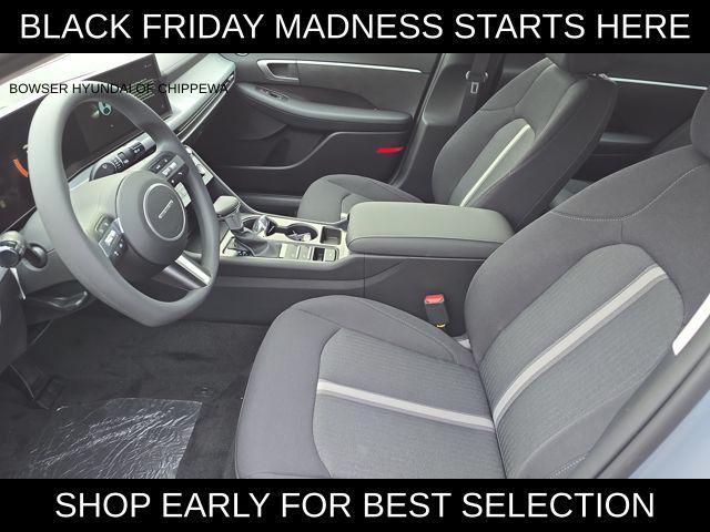 2026 Hyundai Sonata SE photo 4