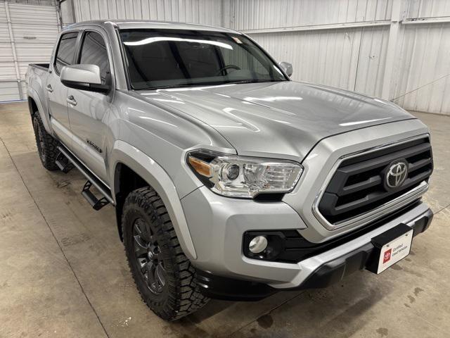 2023 Toyota Tacoma SR5's photo