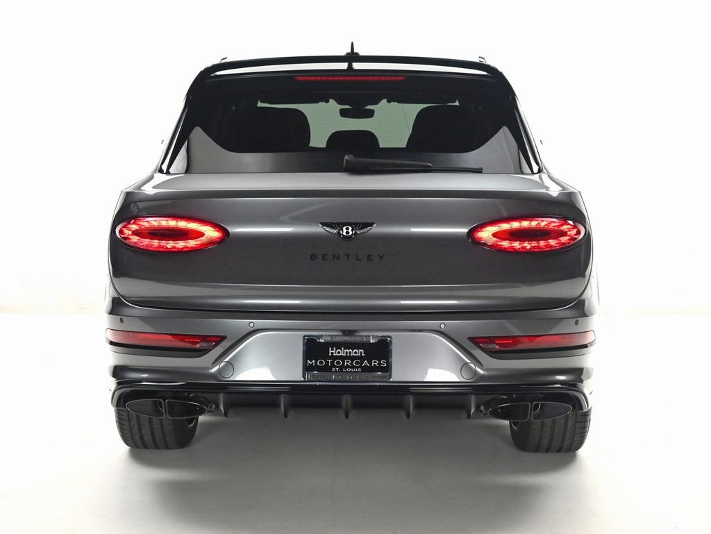 2024 Bentley Bentayga Azure V8 photo 5