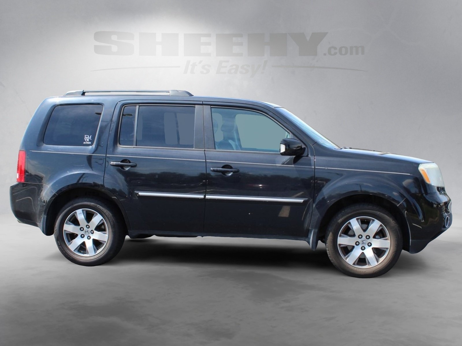 2015 Honda Pilot Touring photo 9