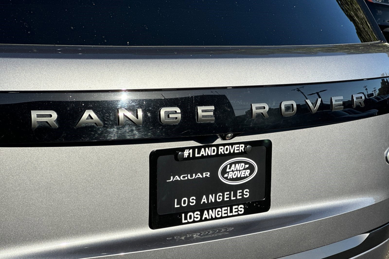 2023 Land Rover Range Rover Autobiography photo 13