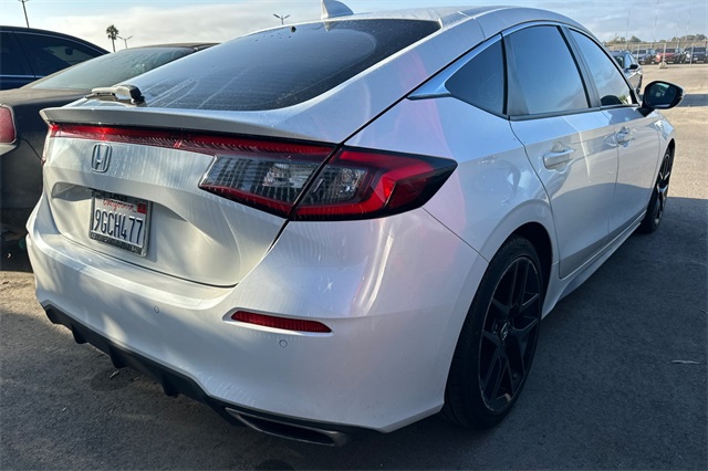 2023 Honda Civic Sport Touring photo 3