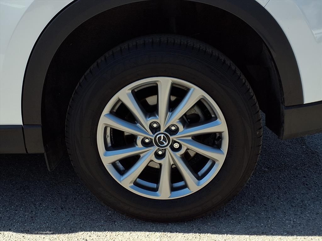 2023 Mazda CX-5 2.5 S Preferred photo 4