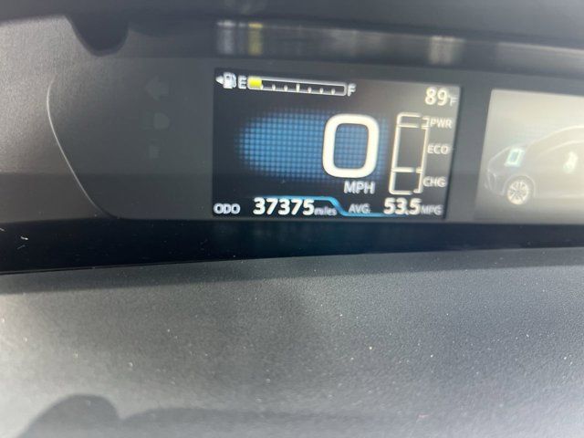 2022 Toyota Prius LE AWD-e photo 7