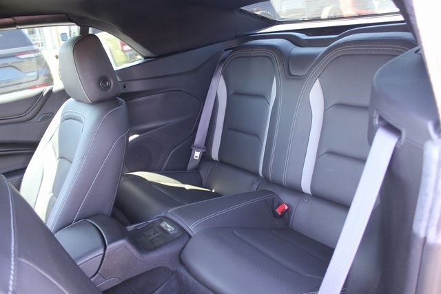 2016 Chevrolet Camaro 2LT photo 22