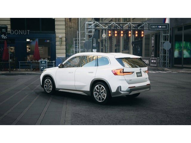 2025 Bmw X1 XDrive28i photo 2
