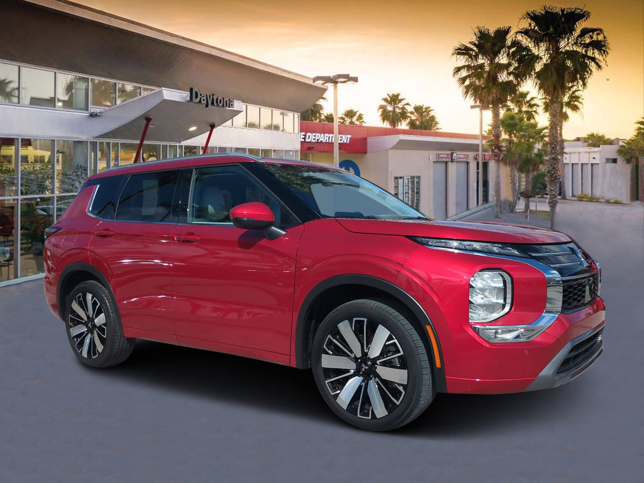 2025 Mitsubishi Outlander SEL's photo