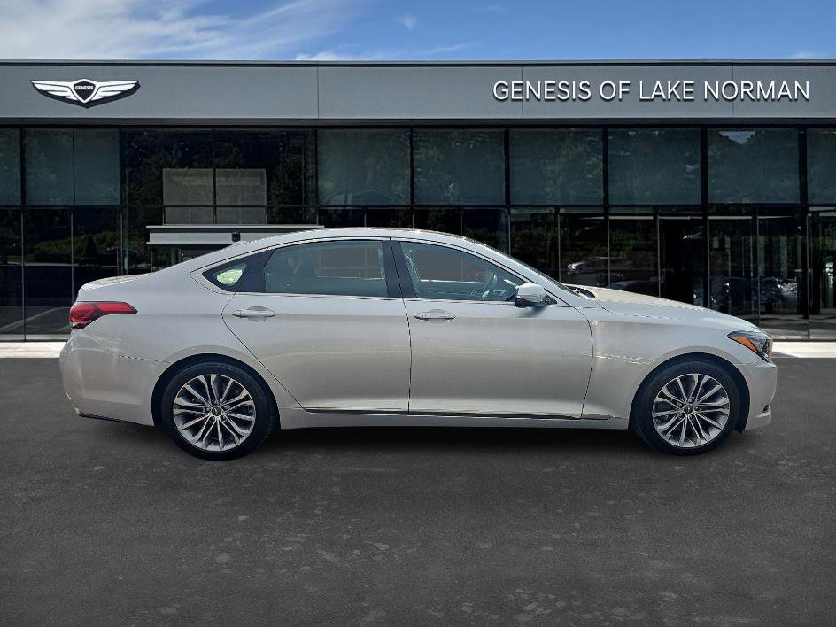 2017 Genesis G80 Premium photo 3