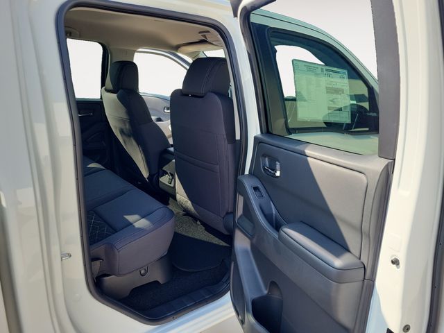 2026 Nissan Frontier SV photo 17
