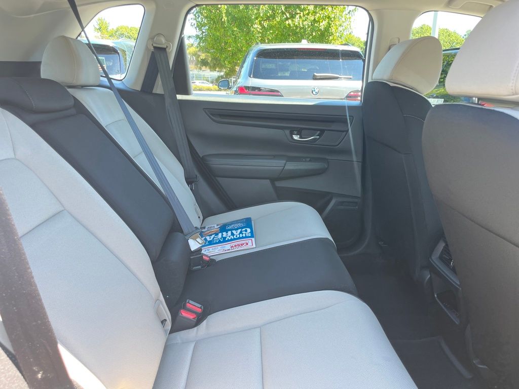 2024 Honda CR-V LX photo 27