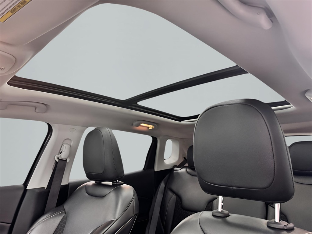 2020 Jeep Compass Latitude photo 10