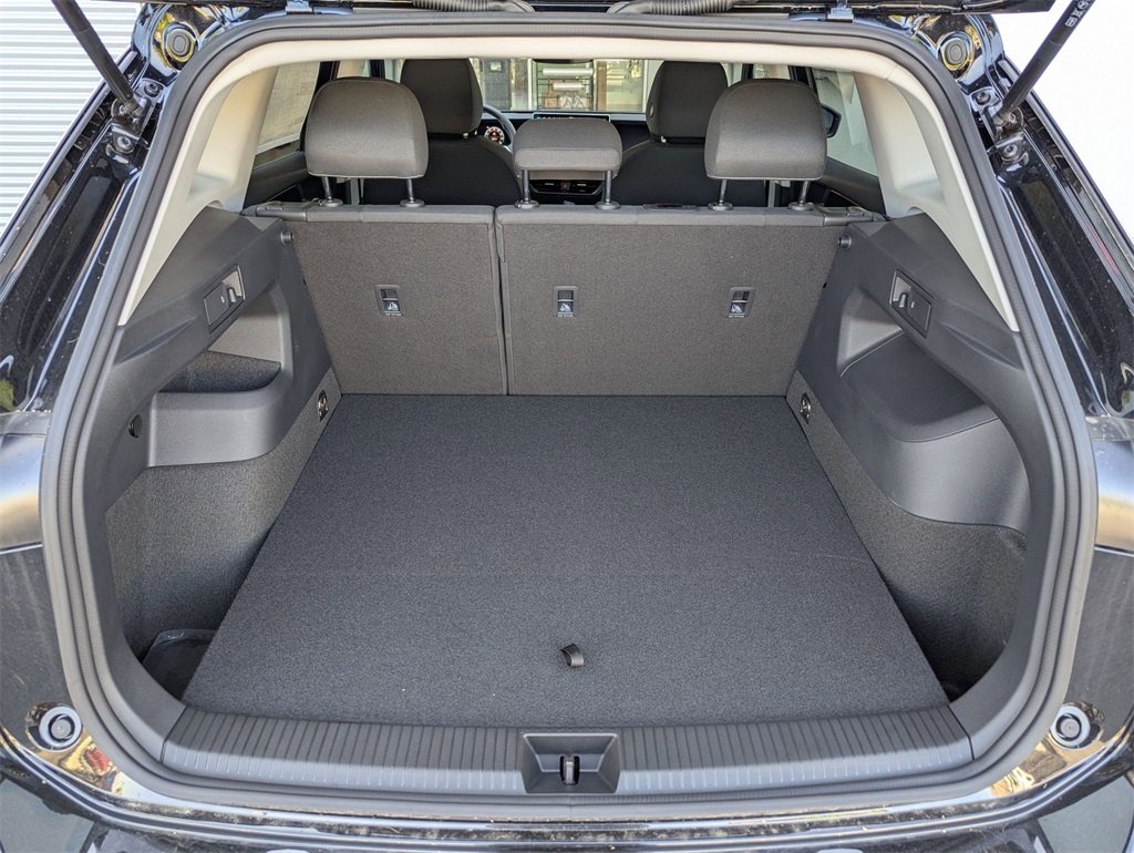2025 Volkswagen Tiguan S photo 16
