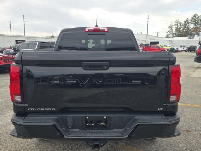 2024 Chevrolet Colorado LT photo 4