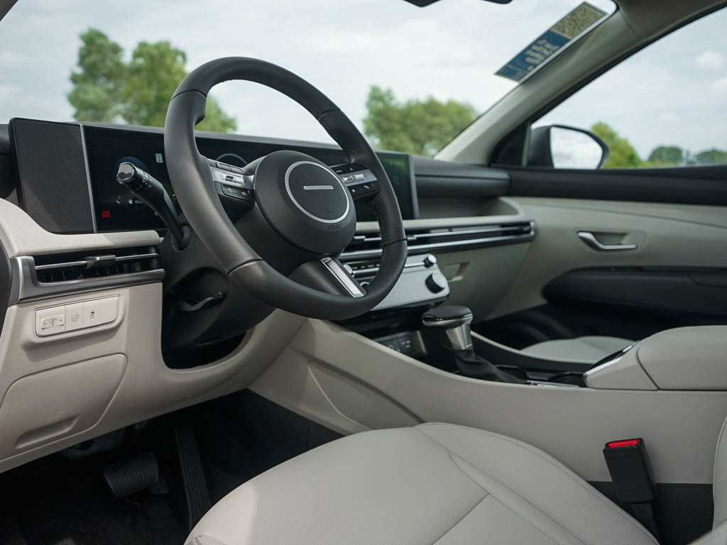 2025 Hyundai Tucson SEL Convenience photo 17