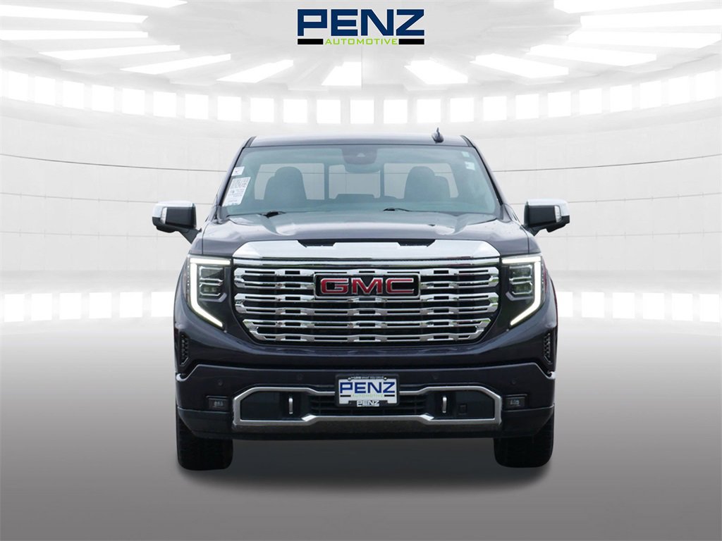 Used 2022 GMC Sierra 1500 Denali Denali with VIN 3GTUUGET4NG628387 for sale in Spring Valley, Minnesota