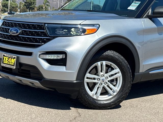 2023 Ford Explorer XLT photo 3