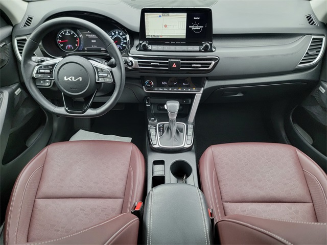 2023 Kia Seltos SX photo 19