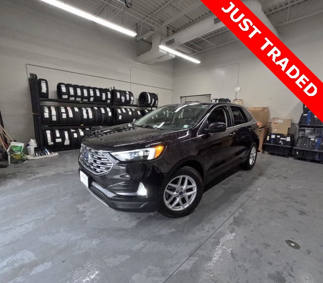 2022 Ford Edge SEL's photo