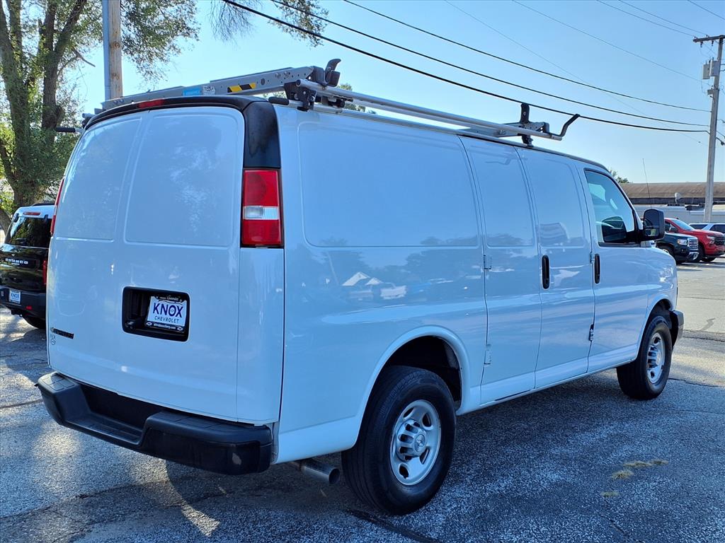 2019 Chevrolet Express Cargo Van photo 9