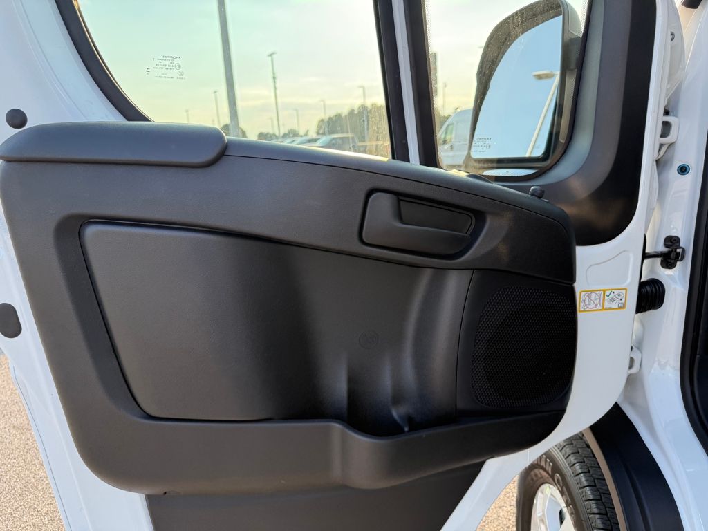 2026 Ram ProMaster 3500 photo 9