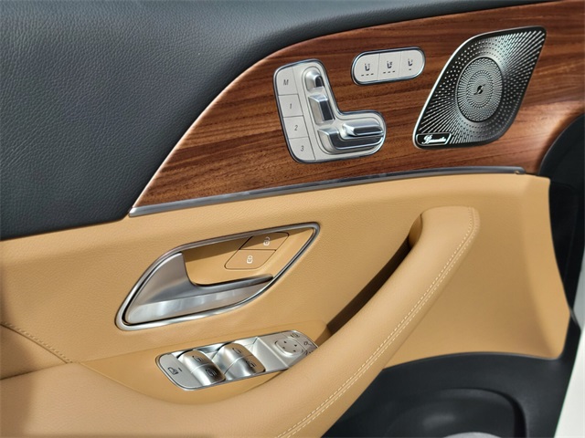 2026 Mercedes Benz GLE 450 4MATIC photo 18