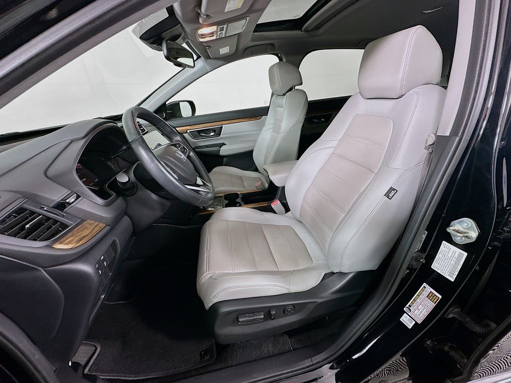 2020 Honda CR-V Touring photo 19