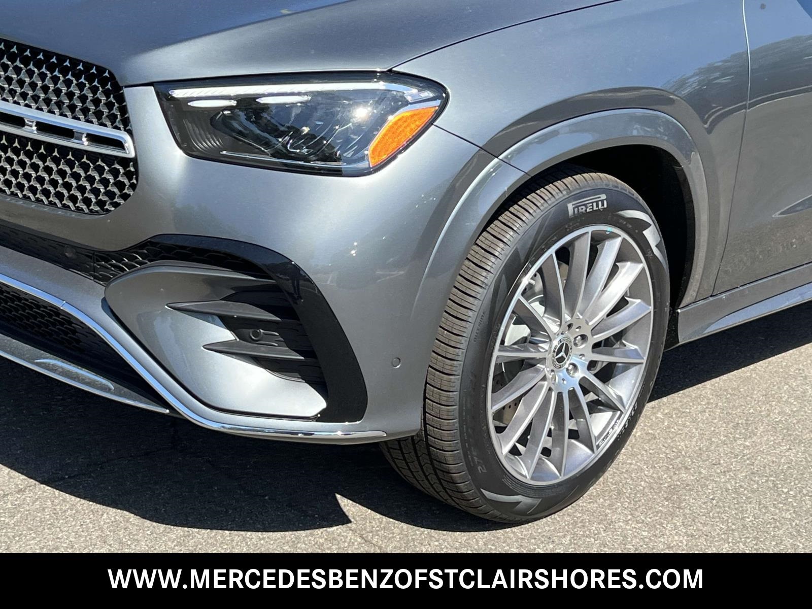 2025 Mercedes Benz GLE 350 4MATIC photo 9