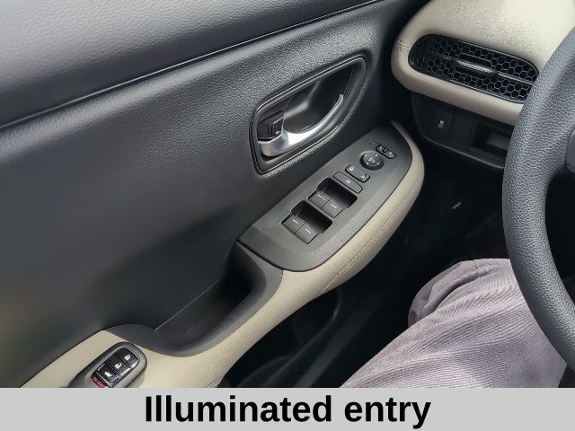 2026 Honda HR-V LX photo 6