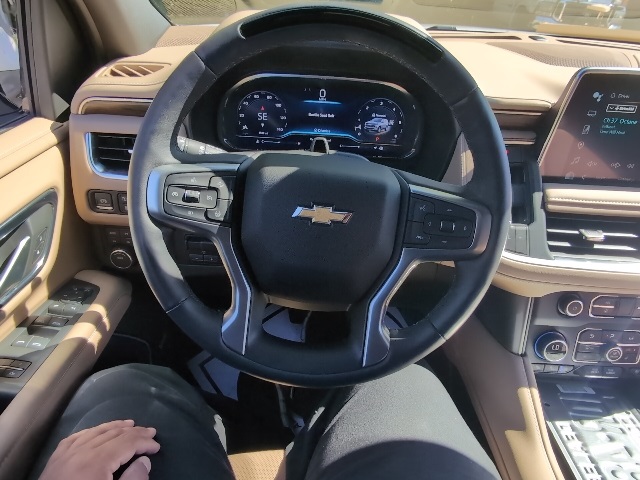 2024 Chevrolet Suburban Premier photo 21