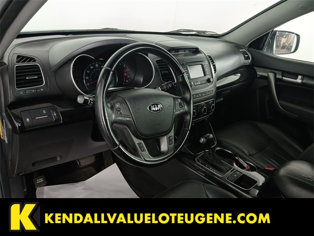 2015 Kia Sorento LX photo 2