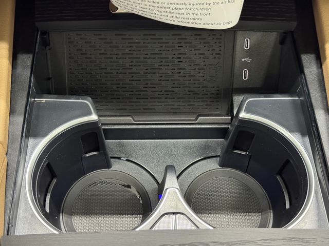 2026 Mercedes Benz GLS 580 4MATIC photo 33