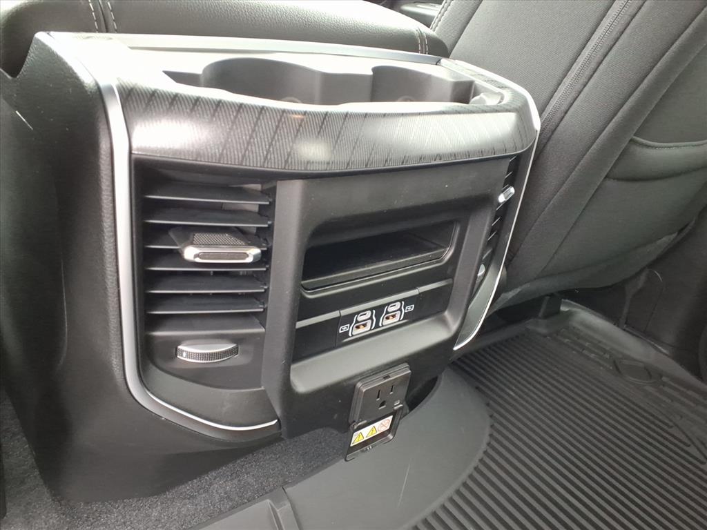 2026 Ram 1500 Big Horn photo 4