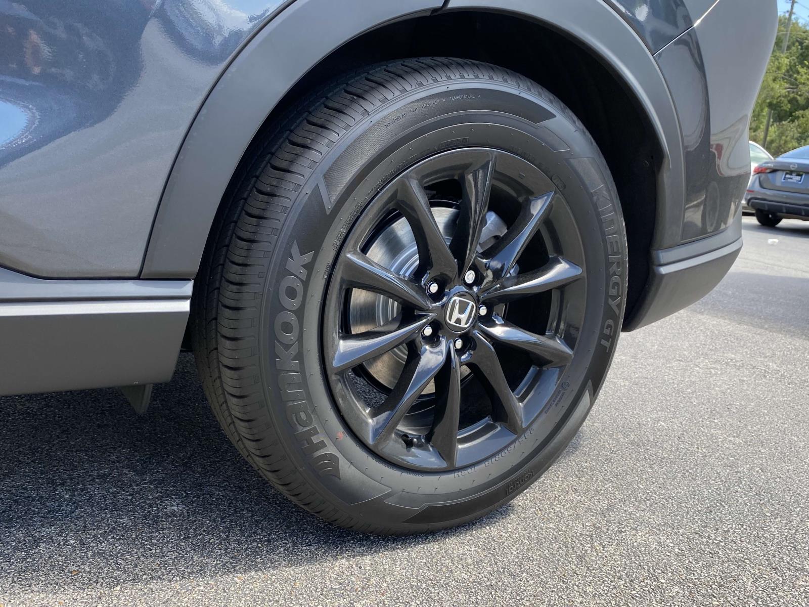 2026 Honda CR-V Hybrid Sport-L photo 4