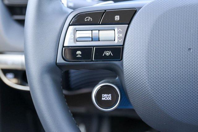 New 2025 Gray Hyundai SE image 23