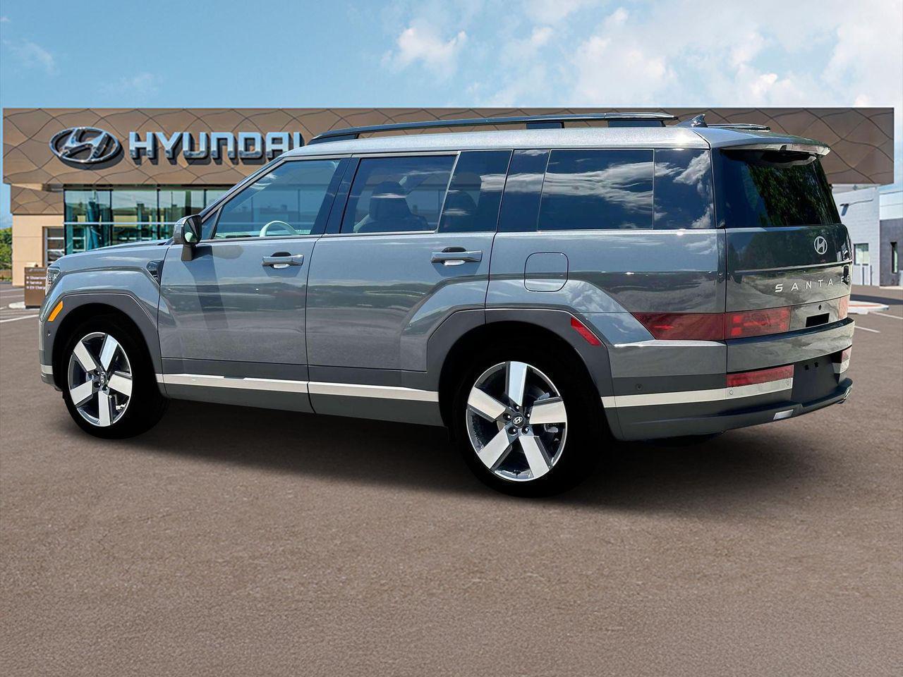 2025 Hyundai Santa Fe Limited photo 3