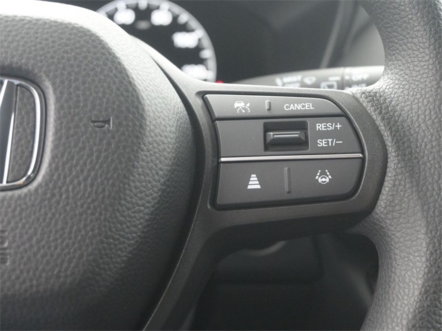 2026 Honda HR-V LX photo 2
