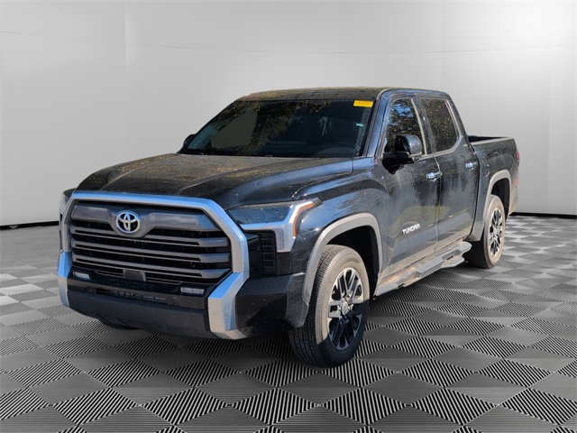 2024 Toyota Tundra Limited's photo