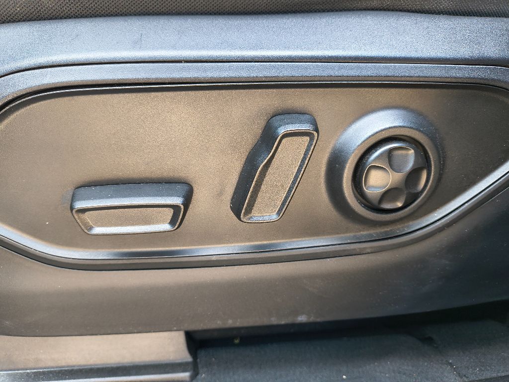 2024 Jeep Grand Cherokee Laredo X photo 14