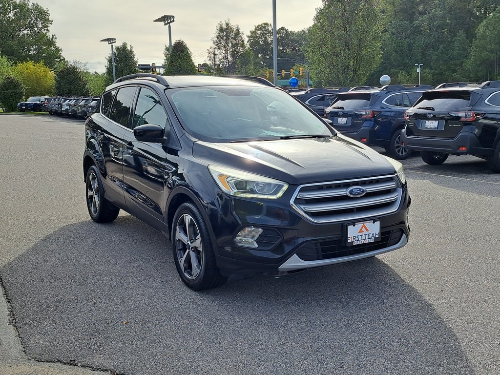 2017 Ford Escape SE photo 4