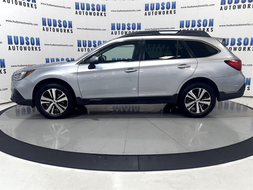 2019 Subaru Outback 2.5i Limited photo 3
