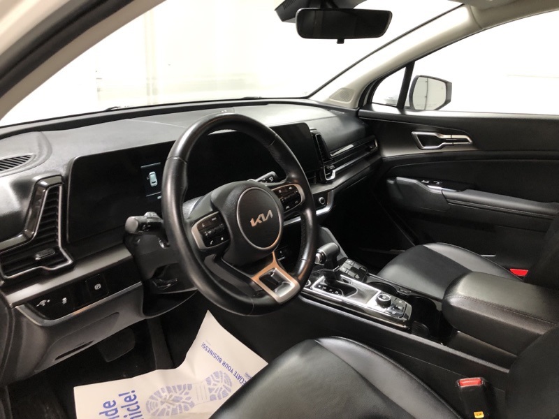 2023 Kia Sportage EX photo 18