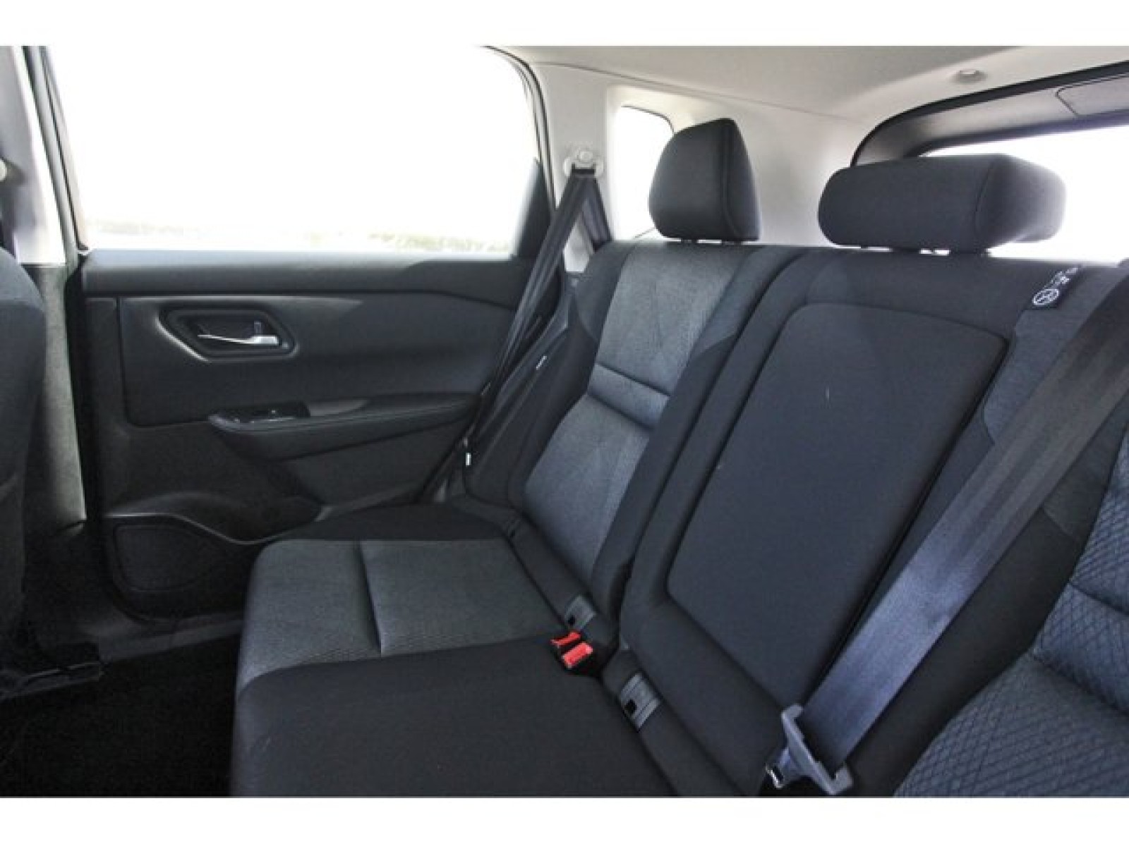 2025 Nissan Rogue SV Black at Robbins Nissan