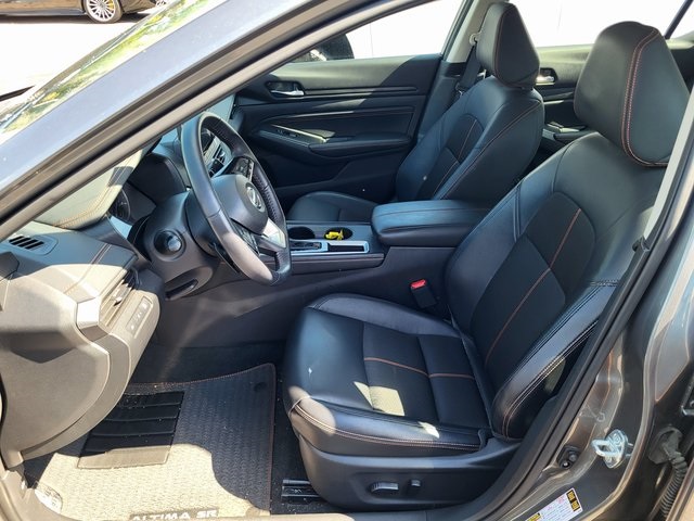 2019 Nissan Altima 2.5 SR photo 7