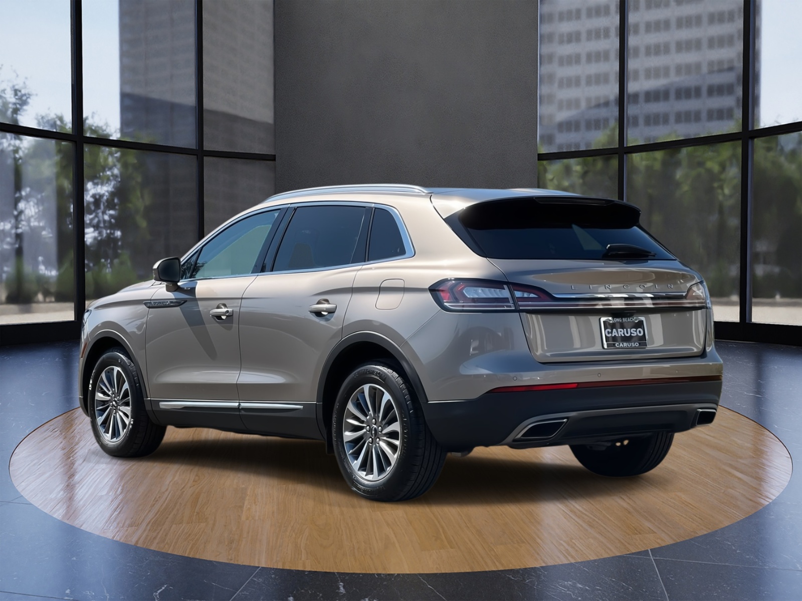 2021 Lincoln Nautilus Standard photo 4